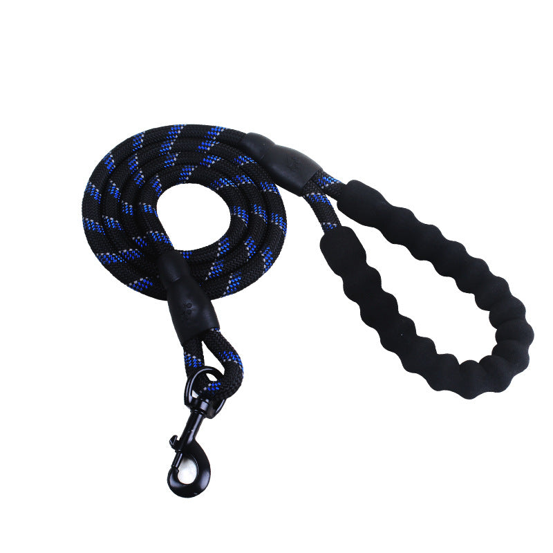 PetVibe™ reflective rope dog leash with padded handle for comfort, featuring a durable design and reflective stitching for visibility.