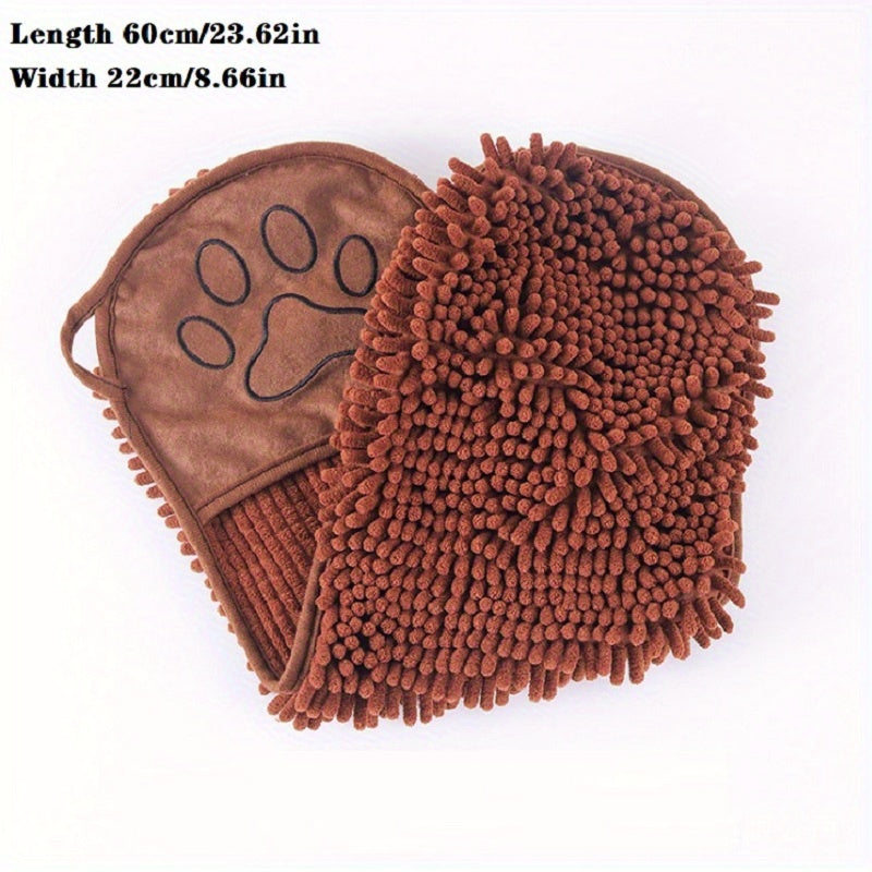Microfiber pet towel with high-grip pockets, quick-drying fabric, and soft texture for drying pets effectively.