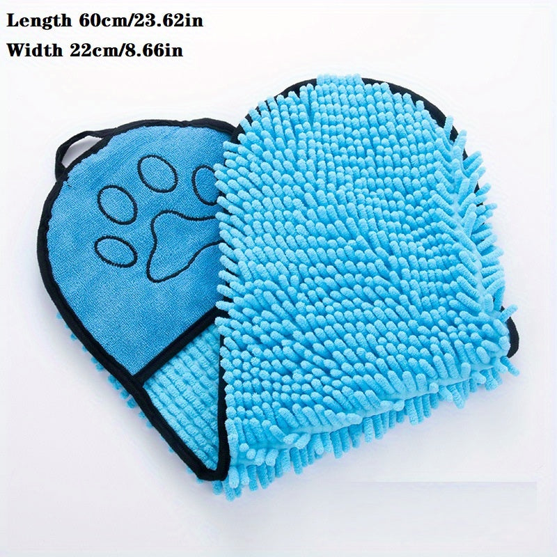 Rapid-Dry Microfiber Towel with high-grip pockets designed for pets, featuring soft microfiber fabric for quick drying and easy handling.